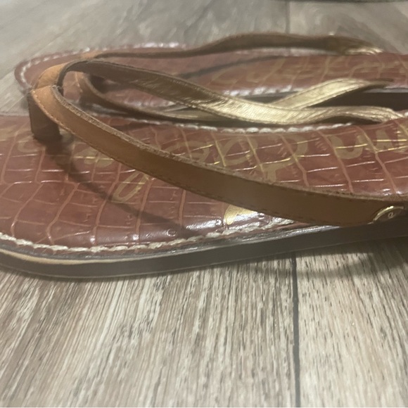 SAM EDELMAN Gracie Flip Flops | Size 6, color: Brown - Picture 4 of 5